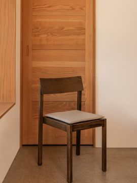 Mauro Dining Chair, Seat Cushion by Audo Copenhagen - view 3