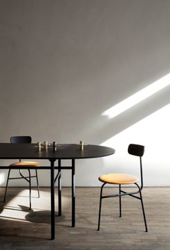 Snaregade Oval Table by Audo Copenhagen - view 4