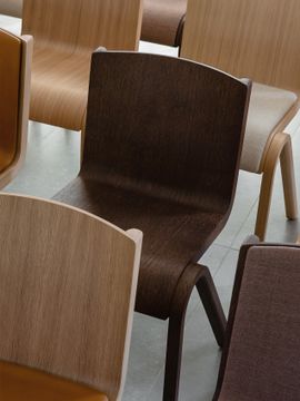 Ready Dining Chair by Audo Copenhagen - view 7