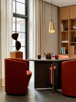 Tearoom Club Chair by Audo Copenhagen - view 8