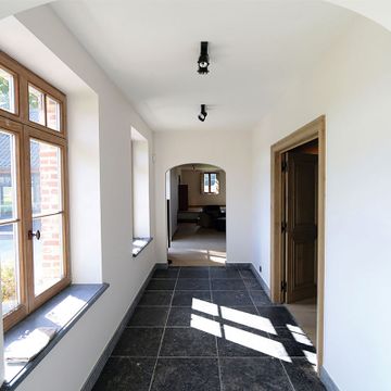 Comète on profile by Authentage Lighting - view 2