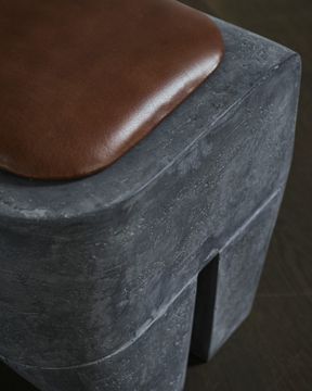 Sculpt Stool - Concrete by 101 copenhagen - view 3