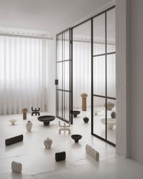 Sumo Vase, Slim Petit - Bone White by 101 copenhagen - view 4