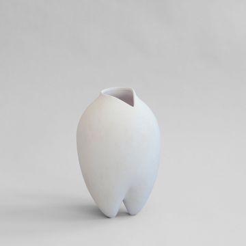 Sumo Vase, Slim - Bone White by 101 copenhagen