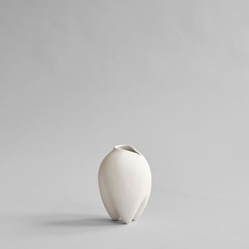 Sumo Vase, Slim Petit - Bone White by 101 copenhagen