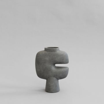 Tribal Vase, Medio - Dark Grey by 101 copenhagen