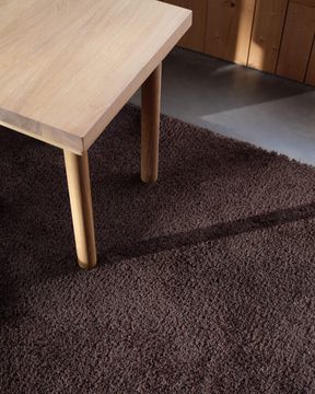 Chique 702 Raisin by Kasthall - view 2