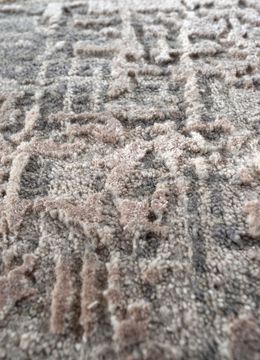 Uvenuti LRB-1532, Classic Gray/Nickel by Jaipur Rugs - view 5