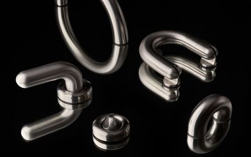 Fat door knocker by d line - view 3