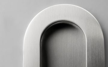 Flush pull oval by d line - view 3