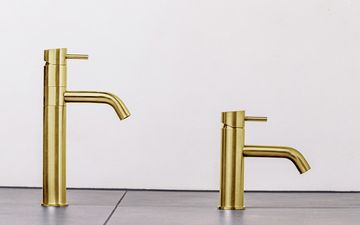 Tall single hole faucet - PVD brass by d line - view 2