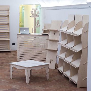 I tilt - floor display by Esposit - view 6