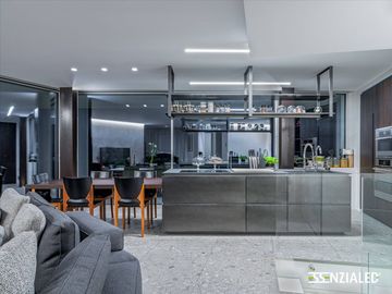 Inside by Essenzialed - view 4
