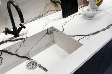 Marble Marble Breach A by Florim - view 6