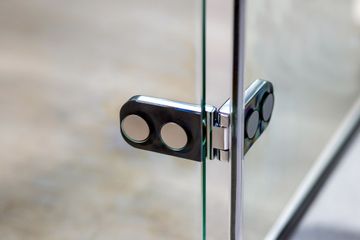ORO Hinged Quadrant Door by Flair Showers - view 6