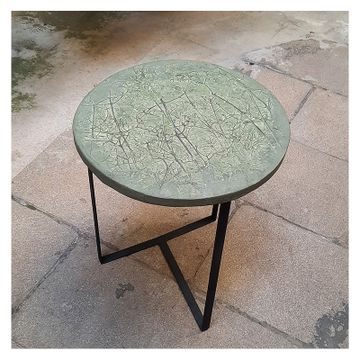 EMPREINTES R circular side table by ICI ET LÀ - view 6