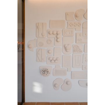 VILLA SALVADOR HOTEL wall sculpture by ICI ET LÀ - view 3