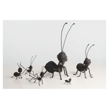 Ant large by ICI ET LÀ - view 2