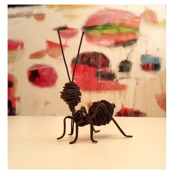 Ant small by ICI ET LÀ - view 3