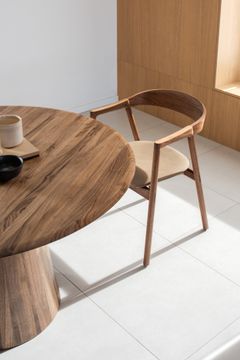 Mushroom Round Table - Walnut by GAZZDA - view 7