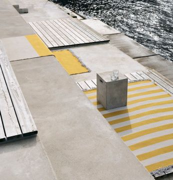 Big Stripe IN/OUT by Woodnotes - view 4