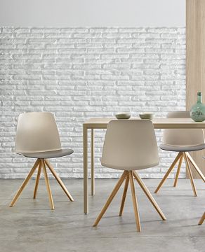 Unnia Armchair with 4 spoke aluminum swivel base by INCLASS - view 2