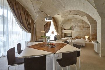Loto Extendible Square Table: Kitchen/Dining by Lago - view 9