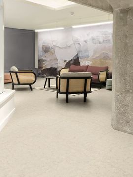 Wilmcote Limestone by Amtico - view 6