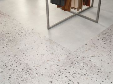 Rialto Concrete by Amtico - view 6