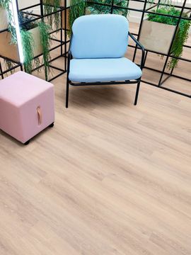 Powdered Oak by Amtico - view 8