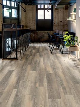 Berwick Oak by Amtico - view 5