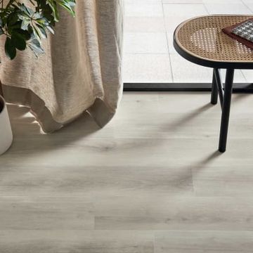 Chiltern Oak by Amtico - view 5