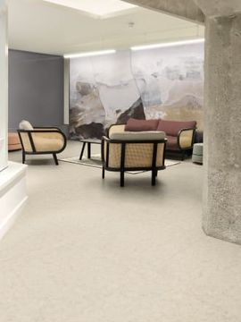 Wilmcote Limestone by Amtico - view 5