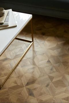 Victorian Star York by Amtico - view 5