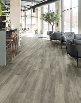 Valley Oak by Amtico - view 7