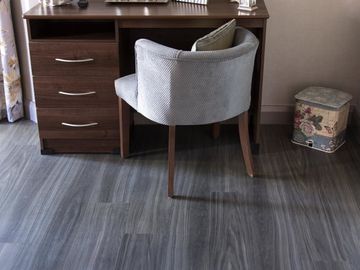 Dusky Walnut by Amtico - view 9