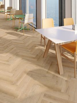 Trevellas Oak by Amtico - view 3