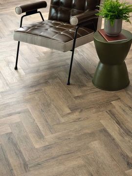 Cabin Timber by Amtico - view 3