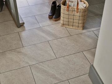 Berkswell Stone by Amtico - view 6