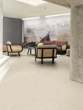Wilmcote Limestone by Amtico - view 4