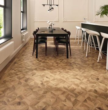 Victorian Star York by Amtico - view 6