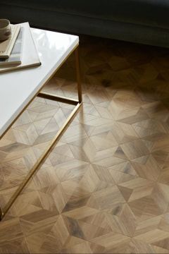 Victorian Star York by Amtico - view 9