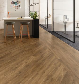 Brindle Oak by Amtico - view 8
