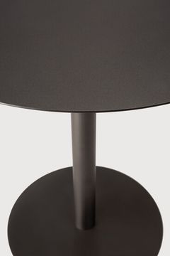 Blend lounge table - Dark Bronze - 90 x 90 x 69 cm (10S60124) by Ethnicraft - view 2