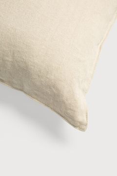 Lin cushion - Sand - 50 x 50 x 15 cm (10S21302) by Ethnicraft - view 2