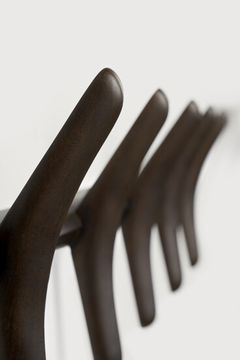 PI wall coat rack - Dark Brown - 70 x 10 x 21 cm (10129782) by Ethnicraft - view 4