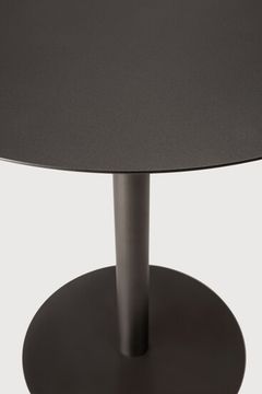 Blend outdoor dining table - Dark Bronze - 70 x 70 x 76 cm (10S60131) by Ethnicraft - view 2