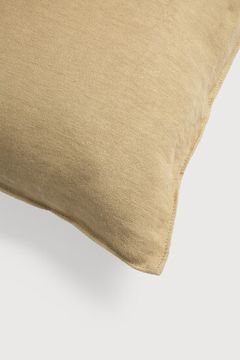 Lin cushion - Ginger - 50 x 50 x 15 cm (10S21311) by Ethnicraft - view 2