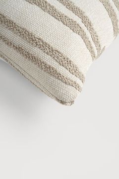 Nomad Stripes outdoor cushion cover - Multicolour, White - 60 x 40 x 1 cm (10121116) by Ethnicraft - view 4