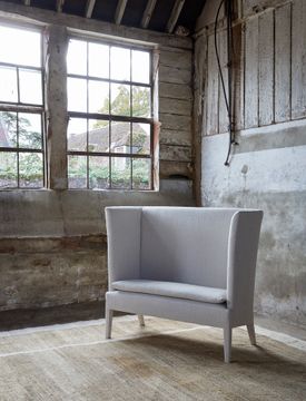 huggy chair by OCHRE - view 2